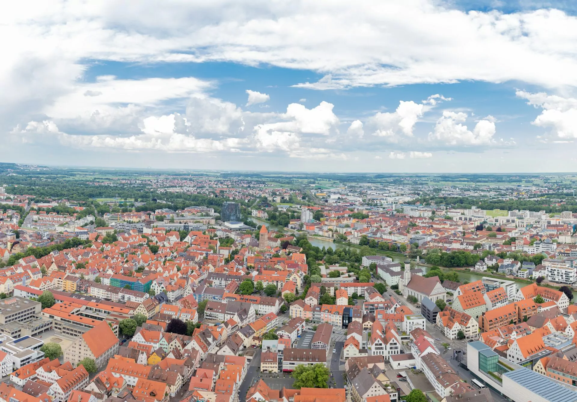 Luftbildaufnahme einer Stadt